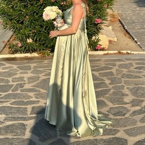 Sage maternity dress